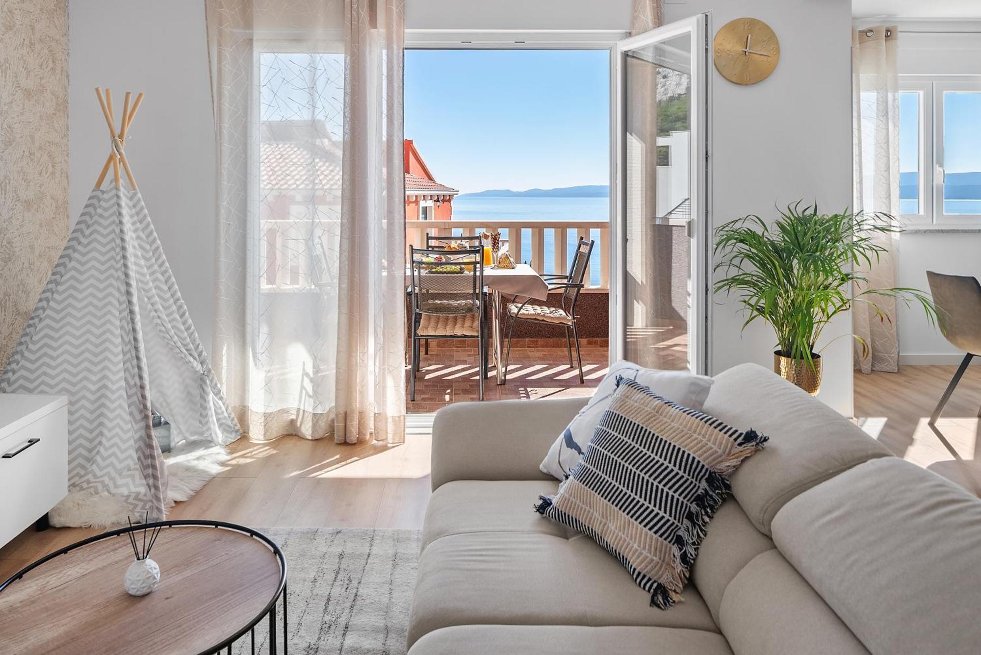 Apartments Bakota Omis Exterior photo